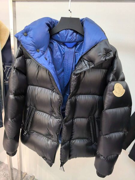 Moncler Dervox/Dervaux мужской черный 2025174