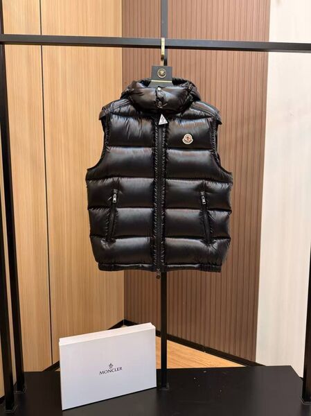 Moncler мужской черный 2025177-4