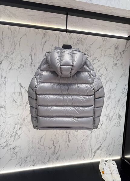Moncler пуховик мужской графитовый 2025178-3