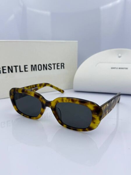 Gentle Monster женский n5773837-1-3