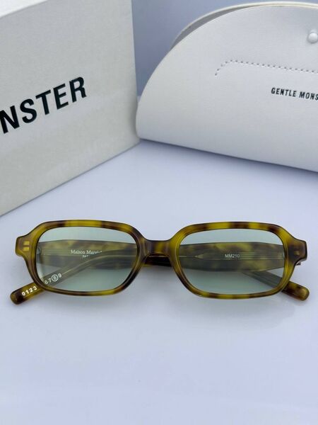 Gentle Monster женский b1750519-1-5