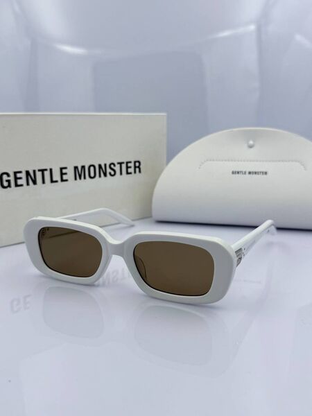 Gentle Monster женский белый f6629402-1-7