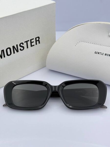 Gentle Monster женский белый f6629402-1-4
