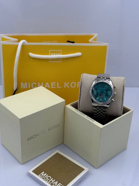 Michael Kors r7879329-1-6