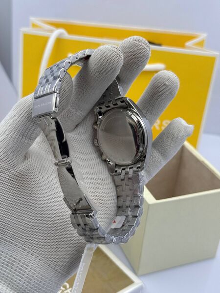 Michael Kors r7879329-1-4