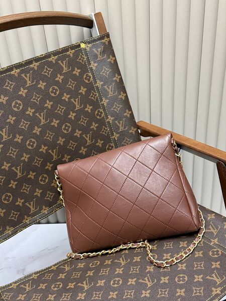 Chanel женский кожа h1524960-1-6