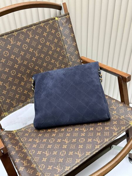 Chanel женский замша синий q0981002-1-4