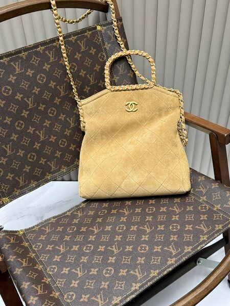 Chanel женский замша бежевый c7244758-1-4
