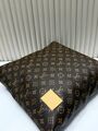 Подушка Louis Vuitton y5499762-1-2