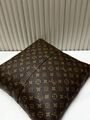 Подушка Louis Vuitton y5499762-1-3