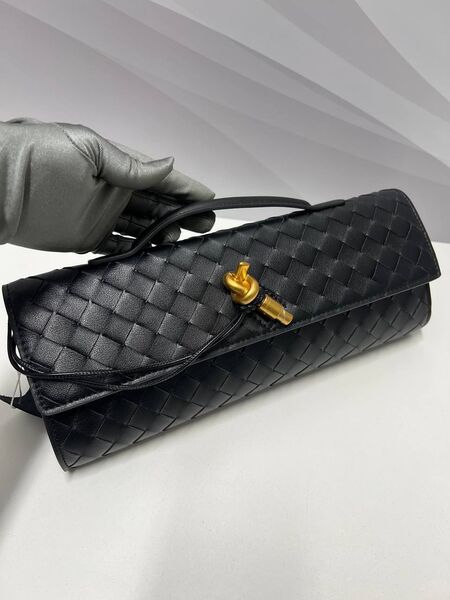 Сумка Bottega Veneta женский кожа черный l7642540-1-8