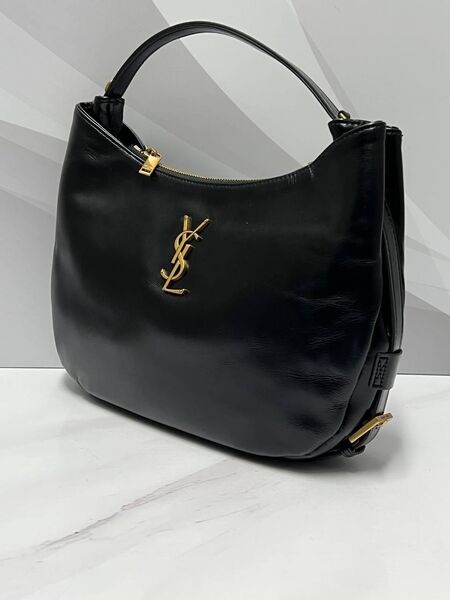 Сумка Saint Laurent женский кожа черный w4947412-1