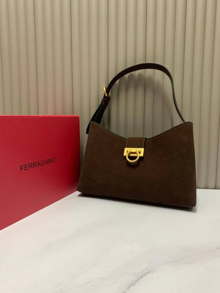 Сумка Ferragamo женский замша w0451968-1