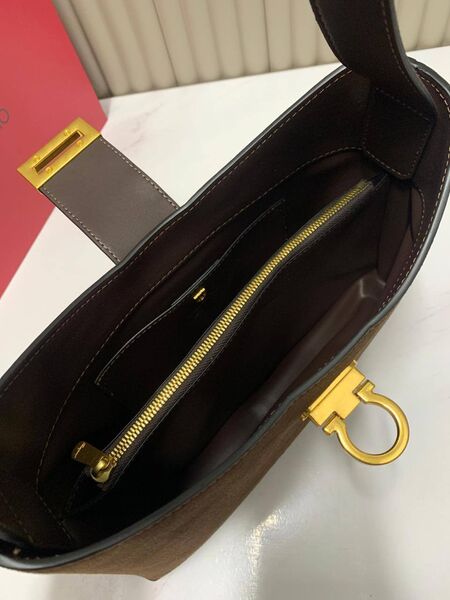 Сумка Ferragamo женский замша w0451968-1-4