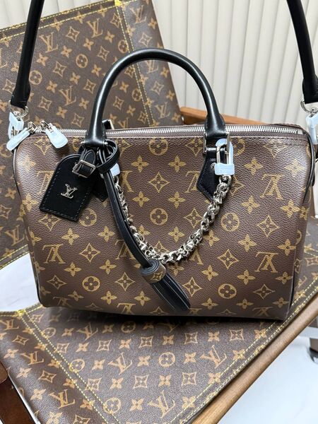 Сумка Louis Vuitton женский канва p3901892-1
