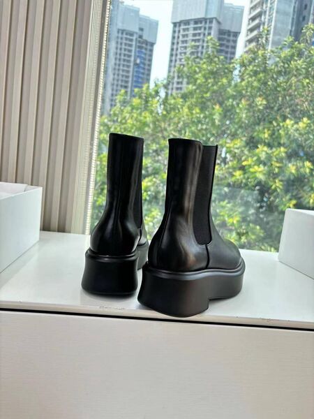 Ботинки The Row Zipped Boot кожа черный m4594814-1-5