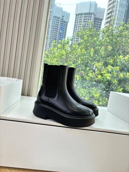 Ботинки The Row Zipped Boot кожа черный m4594814-1-3