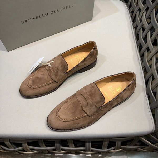 Мужские лоферы Brunello Cucinelli мужской замша бежевый h2916111-1