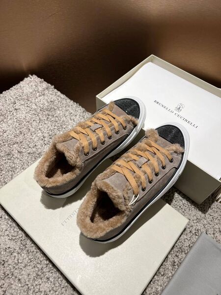 Женские кроссовки Brunello Cucinelli замша бежевый t0463036-1-6