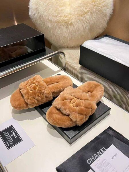 Меховые тапочки Chanel женский натуральный мех w4675311-1-5