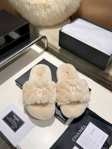 Меховые тапочки Chanel женский натуральный мех y3340204-1-6