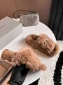 Меховые тапочки Balenciaga женский натуральный мех r4980537-1