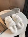 Меховые тапочки Balenciaga женский натуральный мех белый k0130657-1-3