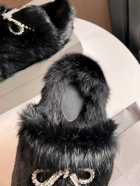 Меховые тапочки Balenciaga женский черный c3272025-1-4
