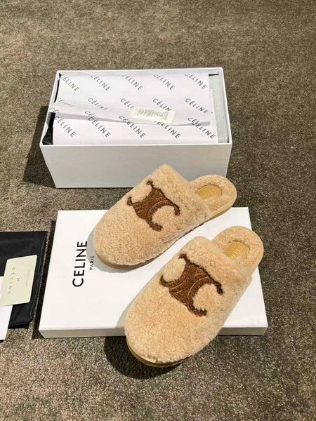 Меховые тапочки Celine женский натуральный мех бежевый t5925111-1-3