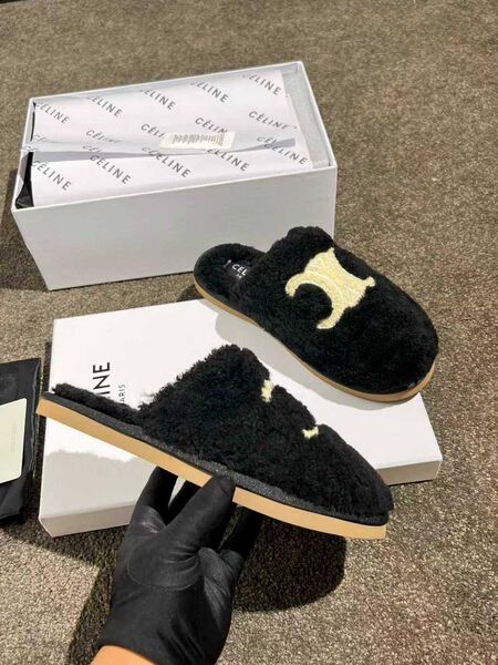 Меховые тапочки Celine w2502303-6