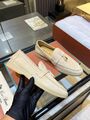 Лоферы Loro Piana женский замша бежевый k7095652-1