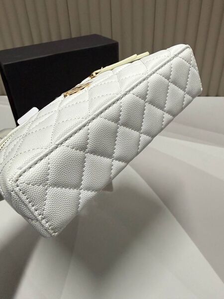 Сумка Chanel женский кожа белый l2600605-1-2