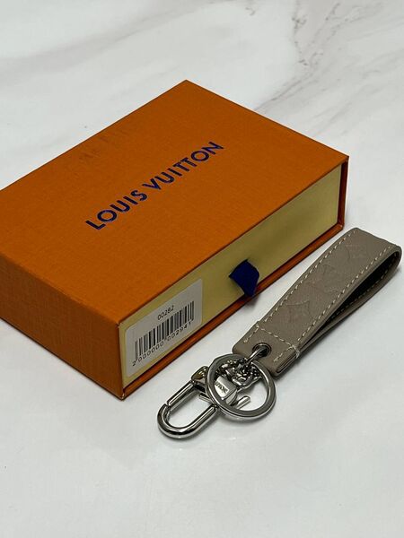 Брелок Louis Vuitton k1217563-1