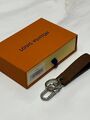 Брелок Louis Vuitton кожа swift l2016447-1