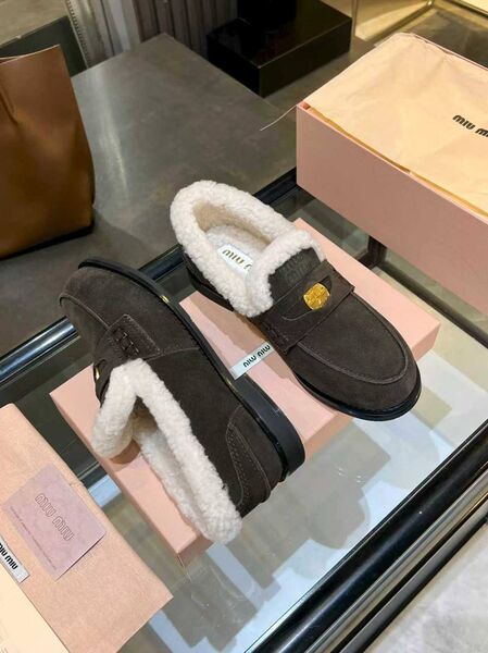 Лоферы Miu Miu женский замша j0921749-1-3