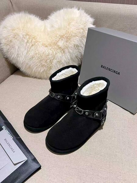 Balenciaga женский замша черный b0957333-1-5