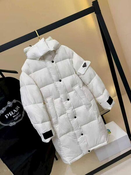 Пуховик женский Prada женский пух перо белый d1338662-1-7