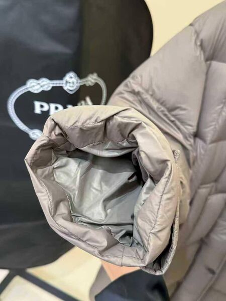Пуховик женский Prada женский пух перо графитовый b6481978-1-7