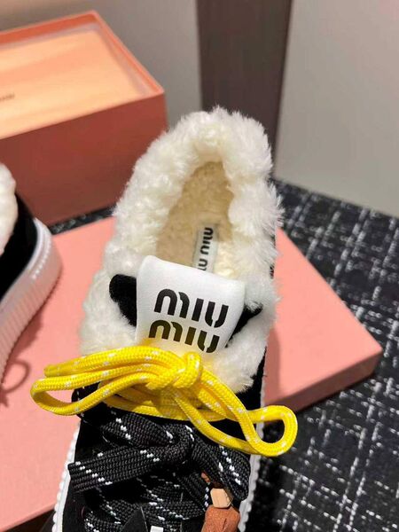 Кроссовки Miu Miu женский замша черный v0348619-1-5
