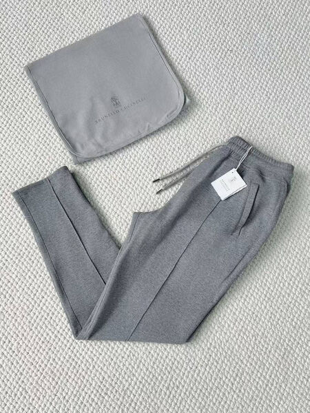Мужской костюм Brunello Cucinelli мужской графитовый 173444-8