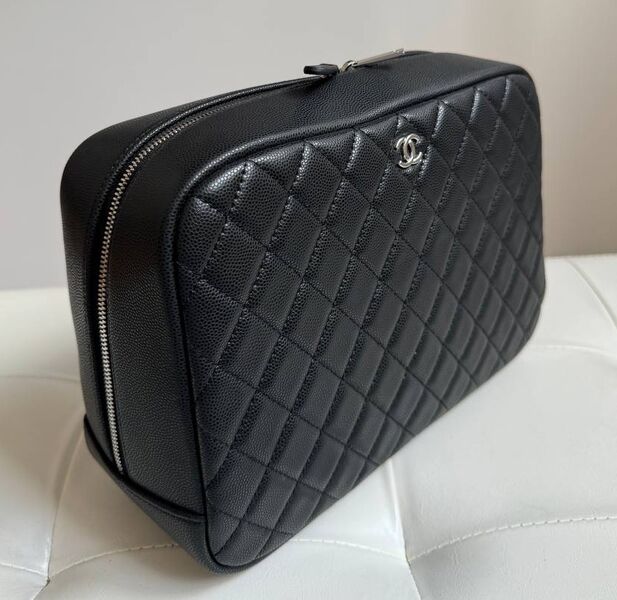 Косметичка Chanel женский кожа черный 154956