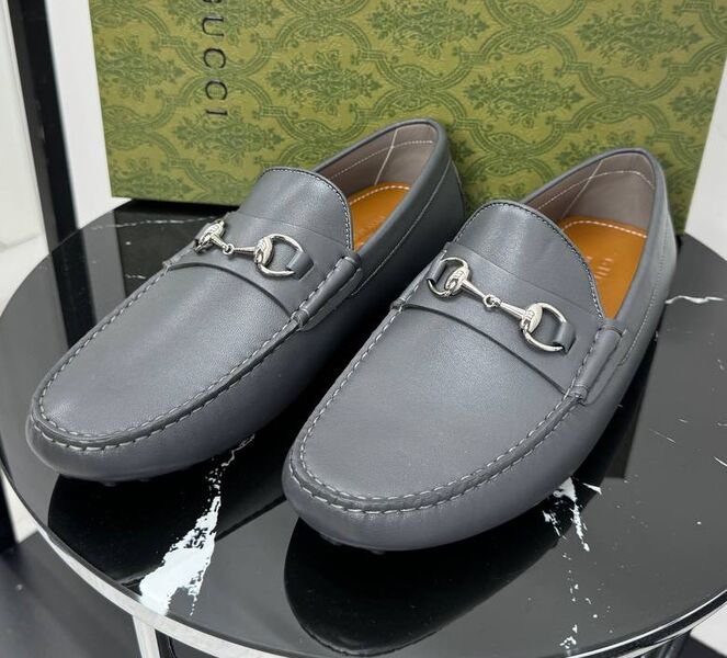 Мужские мокасины Gucci мужской кожа графитовый 195739