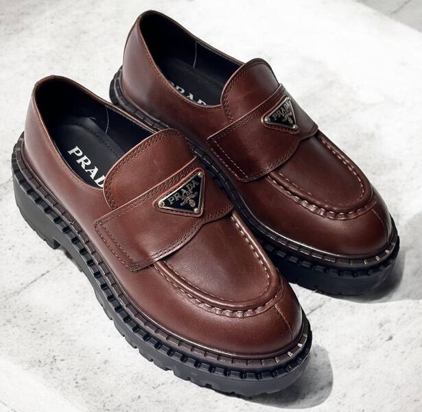 Лоферы Prada женский кожа бордовый 159219