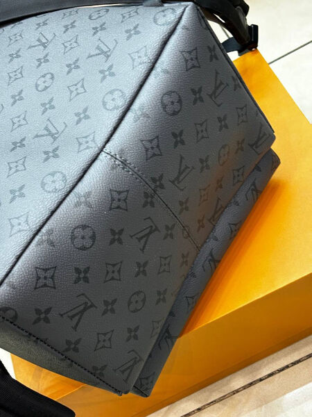 Мужской рюкзак Louis Vuitton мужской кожа графитовый 167096-4