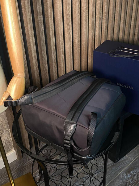 Мужской рюкзак Prada мужской кожа черный 53368-10