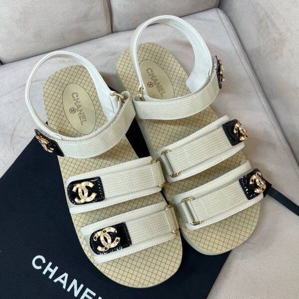 Сандалии Chanel женский кожа белый 191011