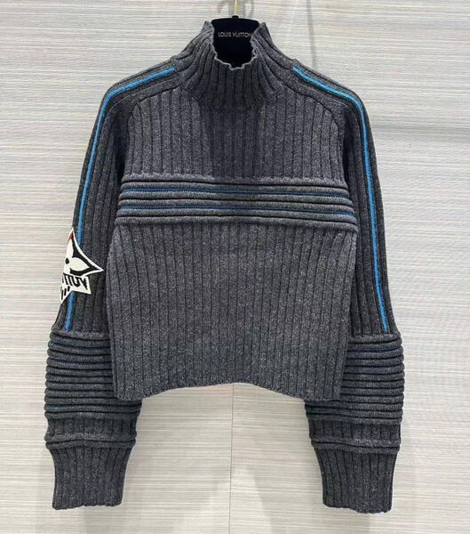 Свитер Louis Vuitton женский вязаная ткань графитовый 133027