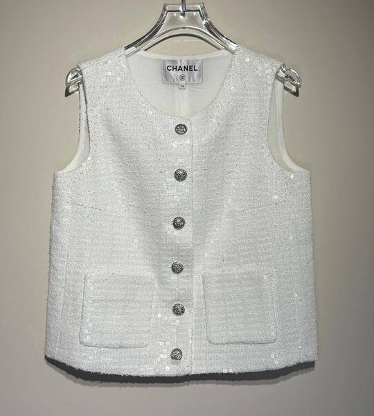 Жилет Chanel женский белый 192174