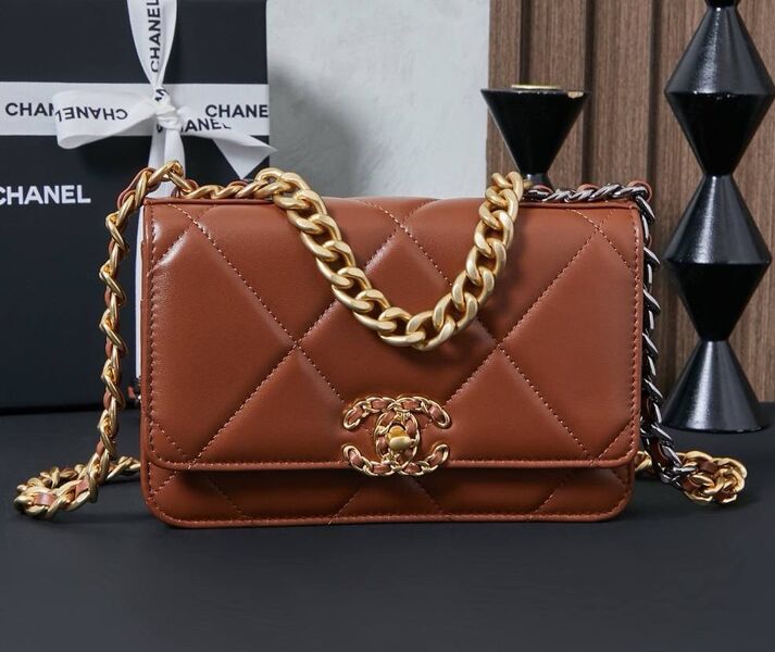 Сумка Chanel женский кожа бежевый 201992