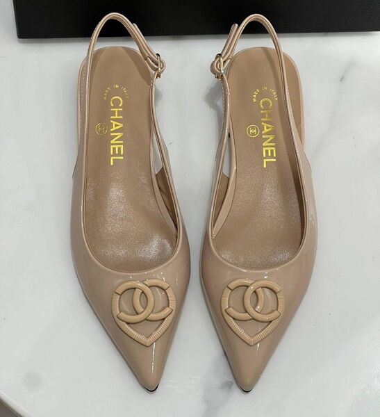 Туфли Christian Dior женский кожа бежевый 180646